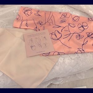 Lark & Ives Hair Scarf Set NWT
